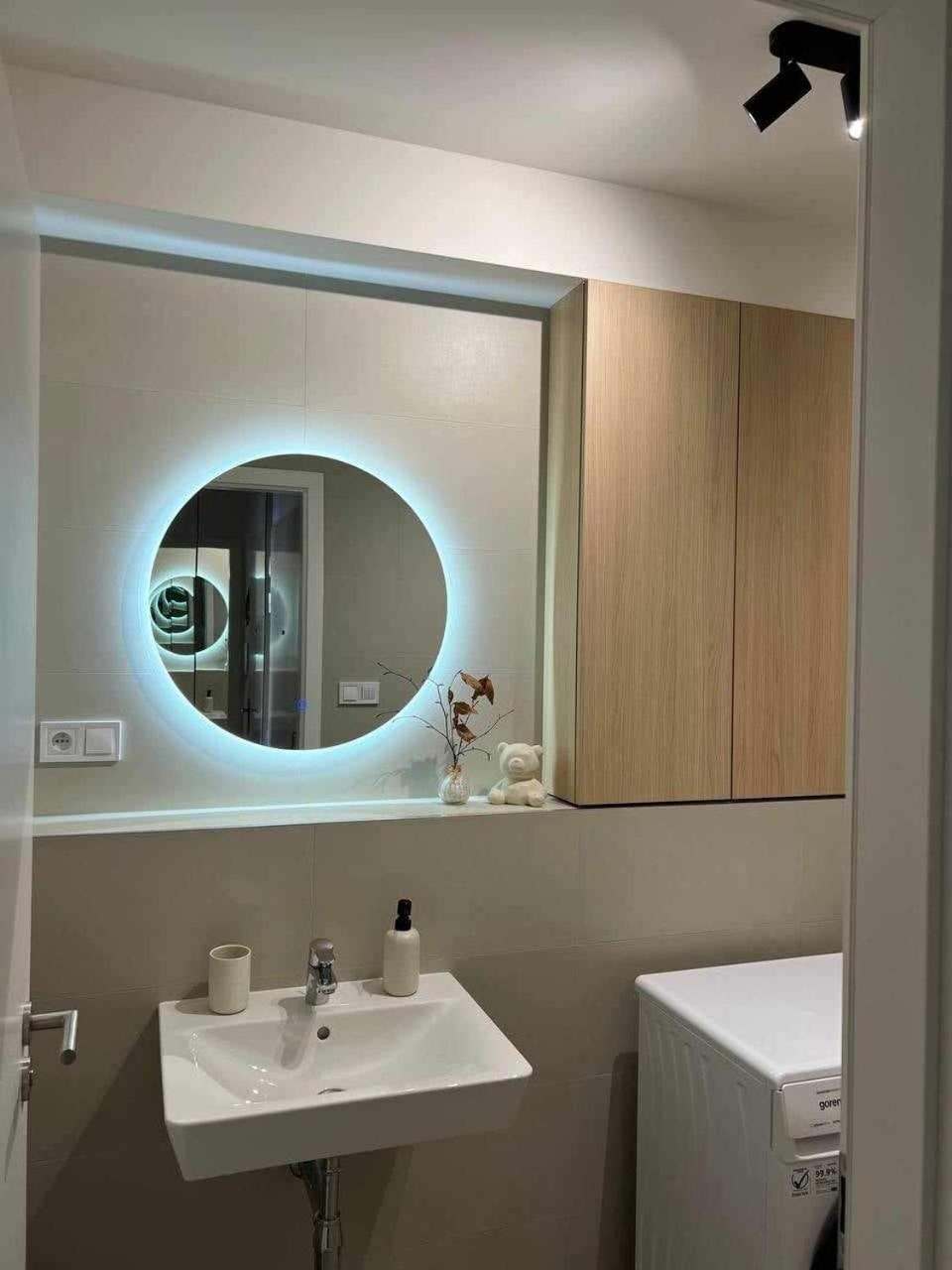 M&M1 Studio Apartment Near Center With Free Parking - Ac 코시체 외부 사진